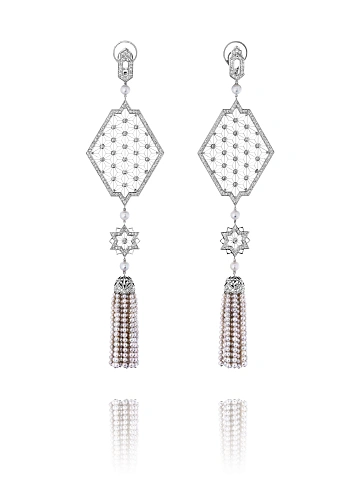 White gold tassel earrings with diamonds and Akoya pearls, 1
