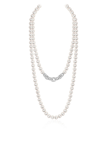 White gold necklace with Akoya pearls, 1