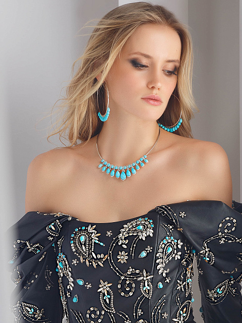 White gold necklace with turquoise cabochons and diamonds, 3