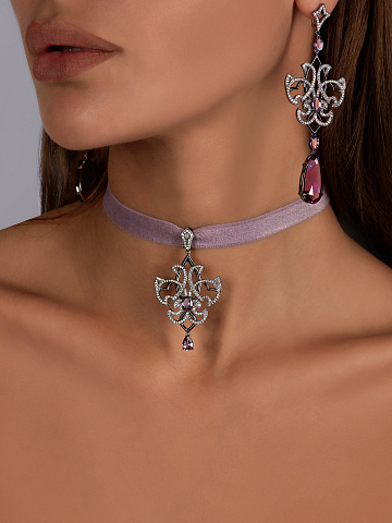 Black Gold Amethyst & Diamonds Fleur-de-Lys Earrings, 2