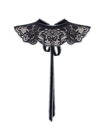 Black Lace Collar, 2