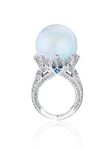White Opal & Round Diamond & White Gold Ring, 2