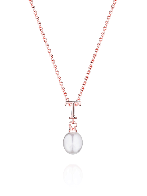 Gold-plated silver necklace with a pendant with the letter T and a pearl, 1