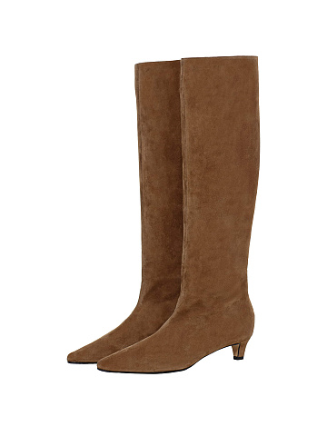 Suede boots, 1