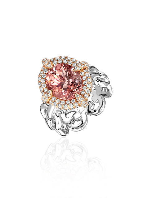 White gold ring with oval morganite and diamonds, 1