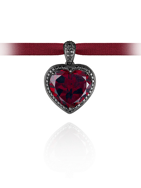 Heart Garnet, Black Round Diamond & Black Gold Pendant, 1