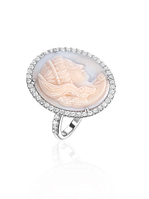 White Gold, Cameo & Diamonds Ring, 1