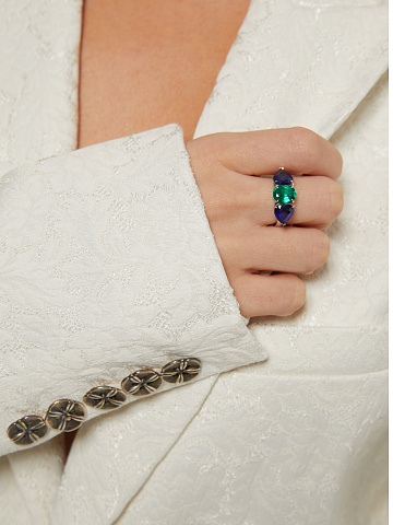 White gold ring with emerald and sapphire, 2