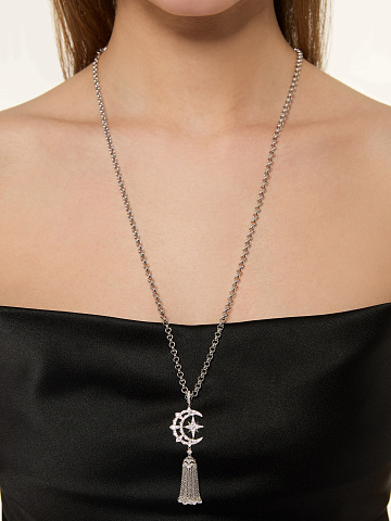 White gold necklace with crescent-shaped pendant and tassel, 2