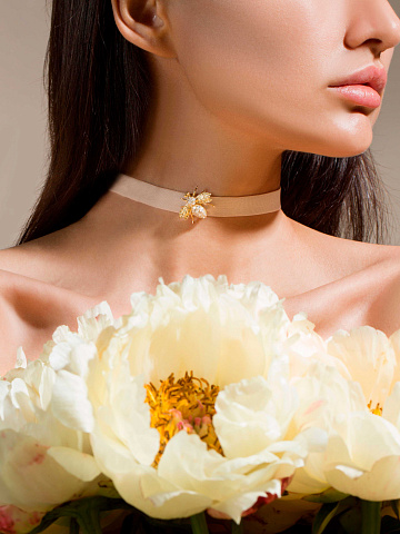 Round Diamond & Gold "Fly" Brooch, 2