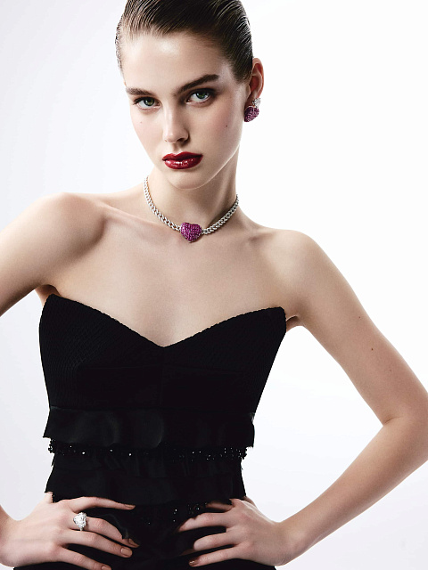 White gold necklace with rubies, 4