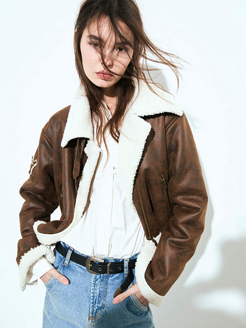 Brown cropped faux‑fur shearling jacket, 2 Brown cropped faux‑fur shearling jacket, 2