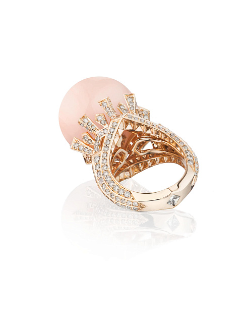 Ring made of rose gold with coral and brown diamonds, 4
