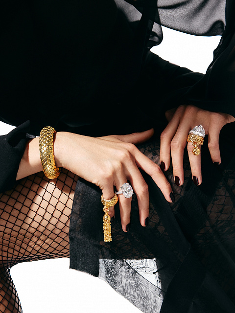 Yellow Gold Tassel Ring, 6