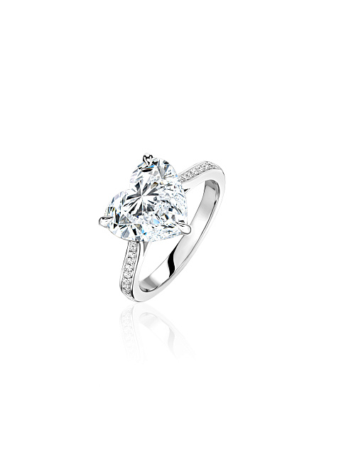 Ring with an LG diamond in a “heart” cut, 1 Ring with an LG diamond in a “heart” cut, 1