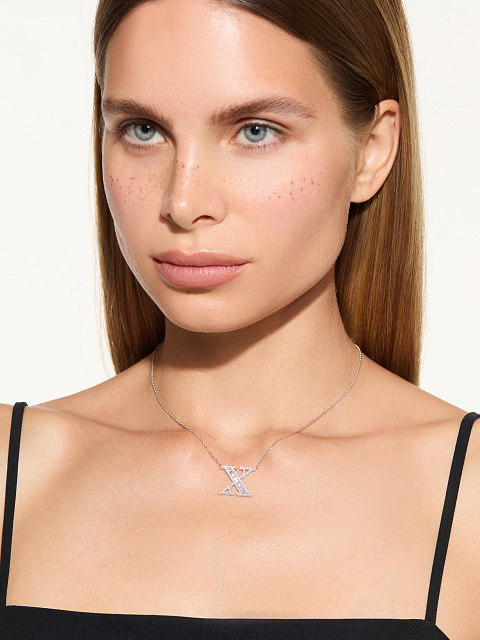 Necklace with a pendant in white gold and diamonds in the shape of the letter X, 2