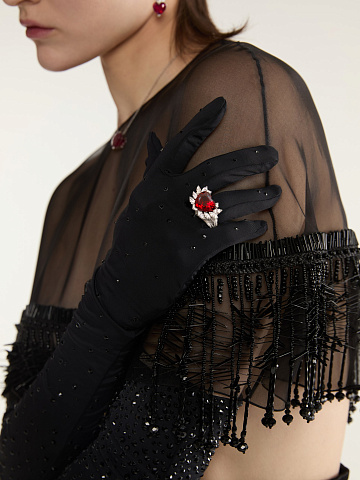 White Gold, Heart Cut Garnet & Diamonds Ring, 2