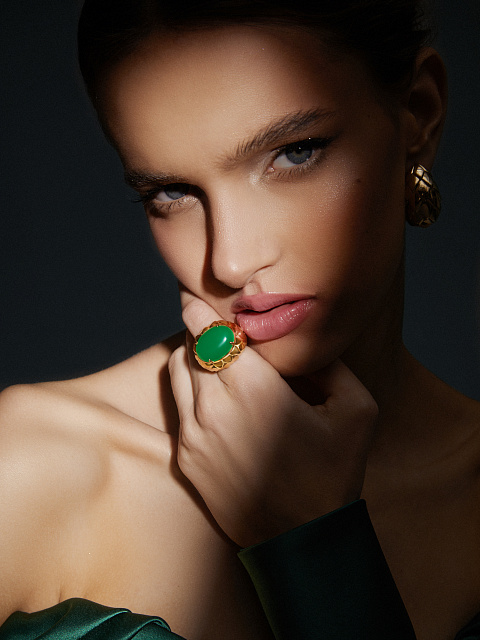 Yellow Gold Dragon Egg Earrings, 4