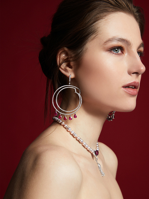 Pear Ruby, Round Diamond & White Gold Earrings, 2