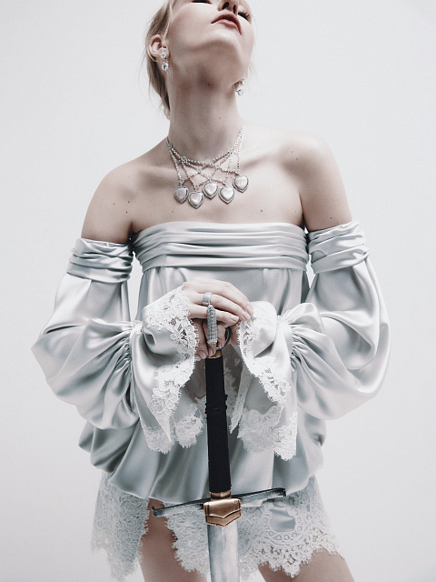 5 Senses white gold necklace with heart-cut mother-of-pearl, 2 5 Senses white gold necklace with heart-cut mother-of-pearl, 2