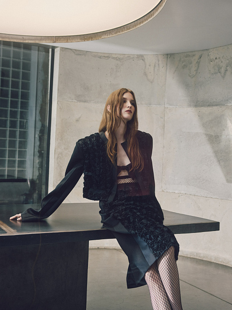 Suit with roses, 3 Suit with roses, 3