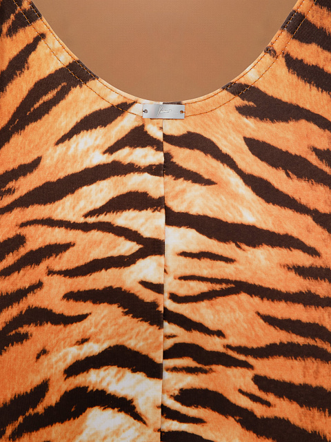 One-piece swimsuit with tiger print, 3