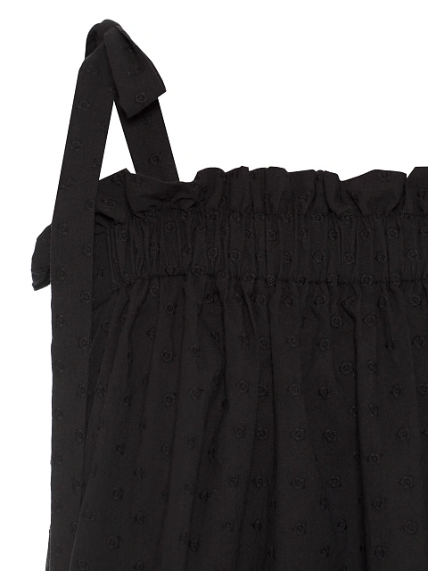 Black set with tie-front top and ruffled shorts, 5