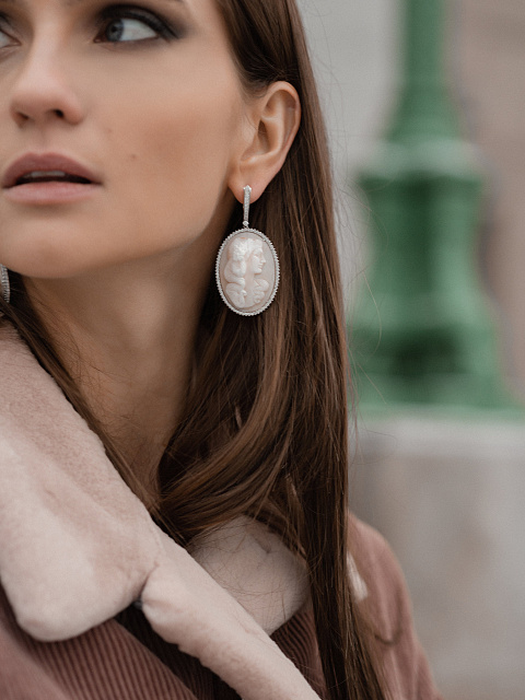 White Gold, Cameo & Round-cut Diamonds Earrings, 6