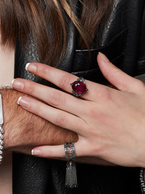 Black Gold & Diamond Tassel Ring, 4