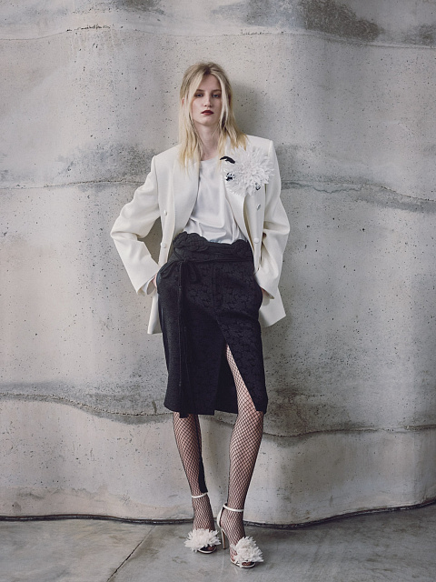 Black jacquard skirt, 3 Black jacquard skirt, 3