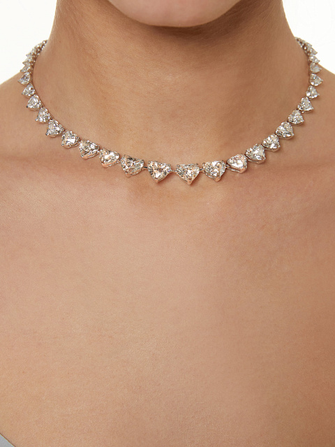White gold necklace with heart-cut diamonds, 3