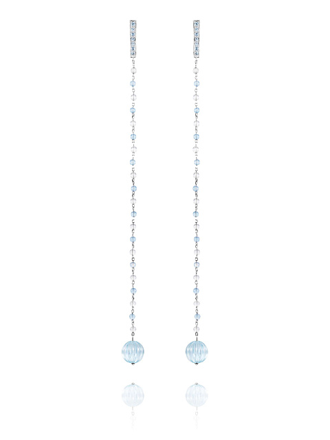 White gold earrings with colorless topazes, rock crystal and agate, 1 White gold earrings with colorless topazes, rock crystal and agate, 1