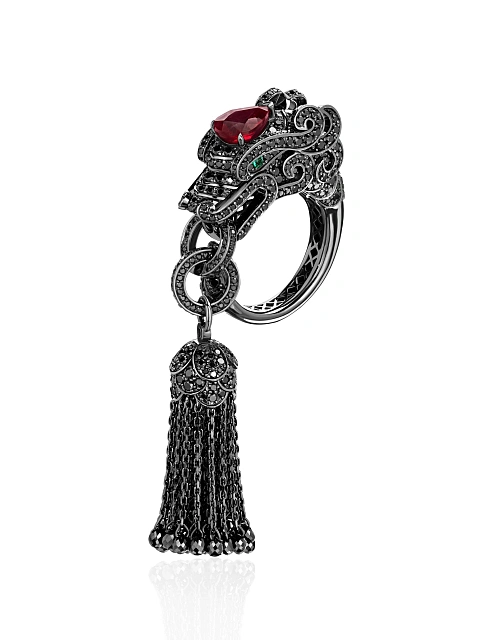 Hand ring in blackened gold with ruby and black diamonds, 1
