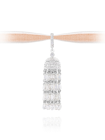 Tassel pendant made of white gold with diamonds, 1