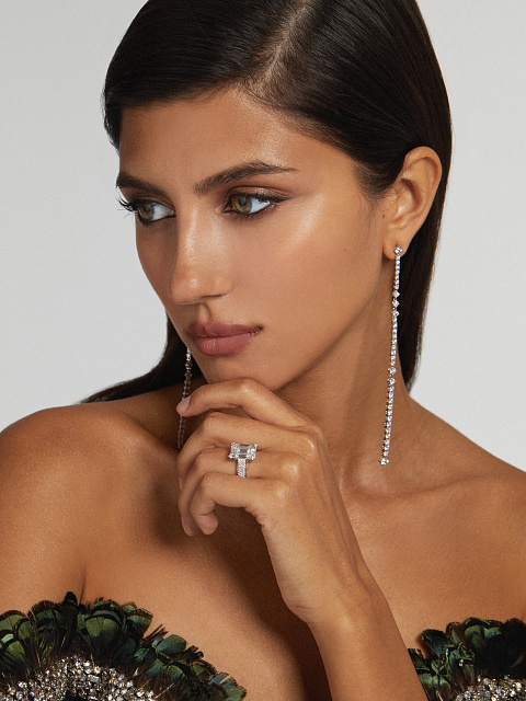 Baguette Diamond, Round Diamond & White Gold Ring, 6