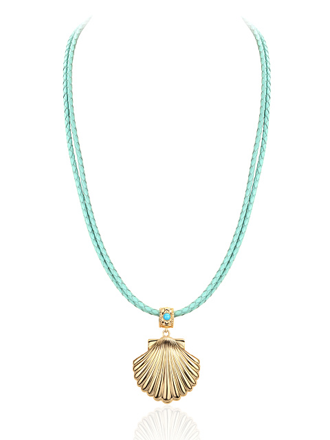 Necklace with shell-shaped pendant in yellow gold, 1