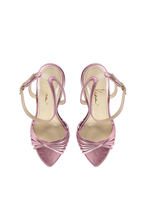 Pink leather sandals, 4 Pink leather sandals, 4