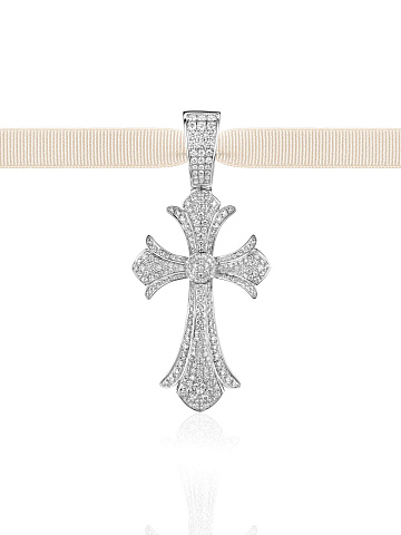 White gold cross-shaped pendant with diamonds, 1