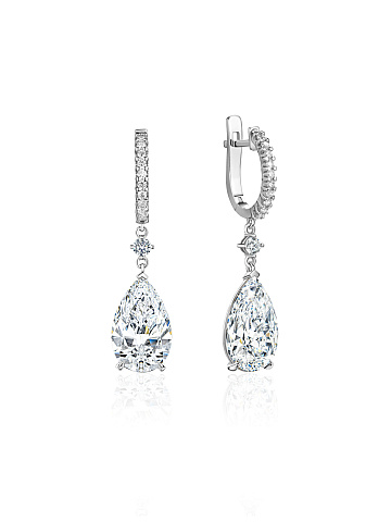 Earrings with lab-grown diamonds, 1