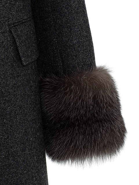 Coat with sable fur, 3 Coat with sable fur, 3