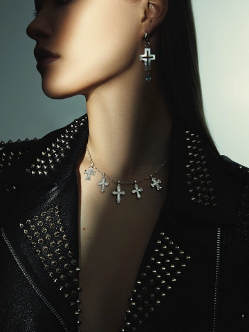 White gold necklace with cross pendants and diamonds, 2