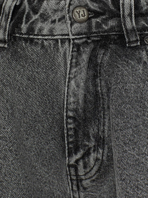 Grey denim shorts, 3 Grey denim shorts, 3