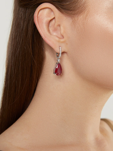 White gold earrings with pear-cut rubies and round diamonds, 2 White gold earrings with pear-cut rubies and round diamonds, 2