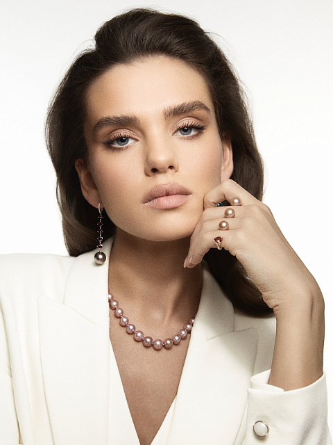 Pink pearl necklace with amethyst, 2 Pink pearl necklace with amethyst, 2