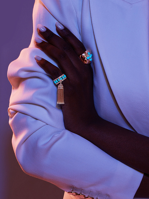 Hand ring in yellow gold with turquoise and diamonds, 2