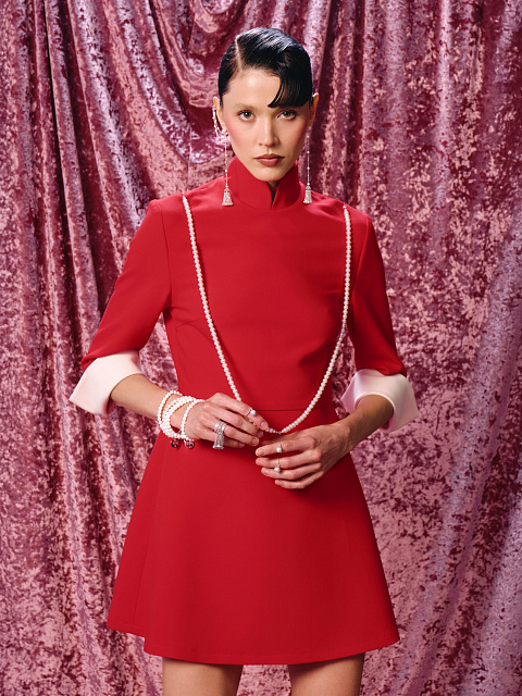 Red Mini Dress With White Pearls, 3