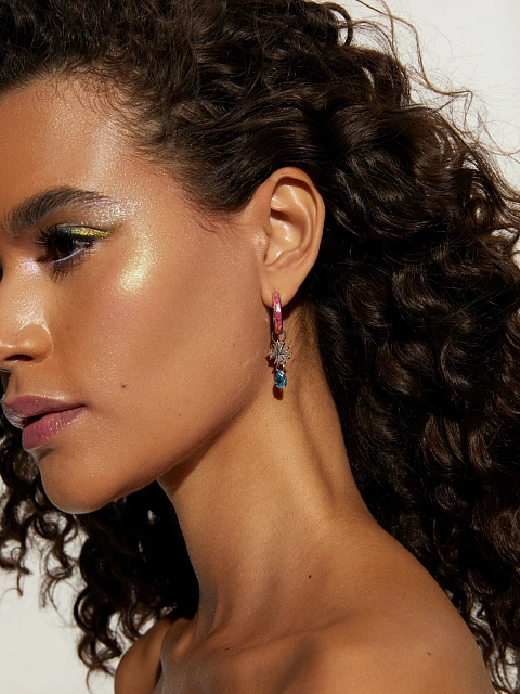 White Gold & Pear-cut Sky Blue Topaz Hoop Pendant, 3