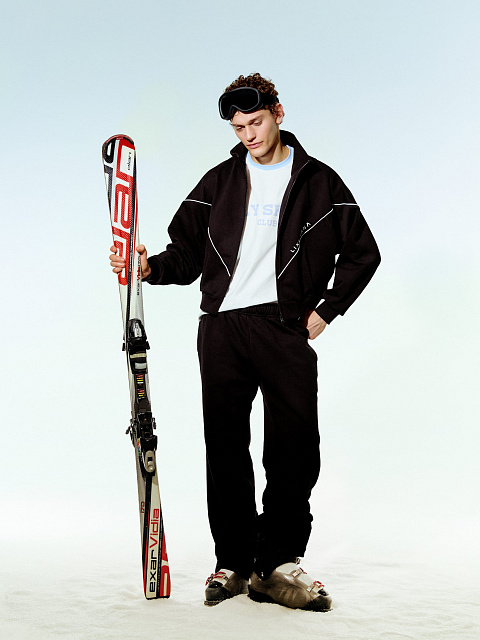 Black Fleece Tracksuit, 7 Black Fleece Tracksuit, 7