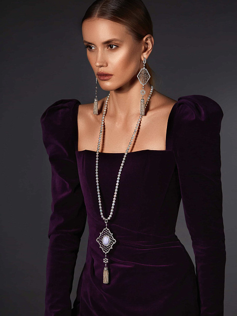 Jade, Gray Round Diamond, Gray Akoya Pearl & White Gold Tassel Necklace, 2