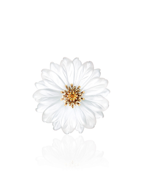 Ring with a flower made of carved quartz and citrine, 4